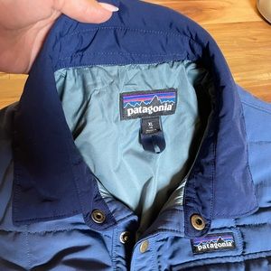 Patagonia quilted lightweight boys jacket :)